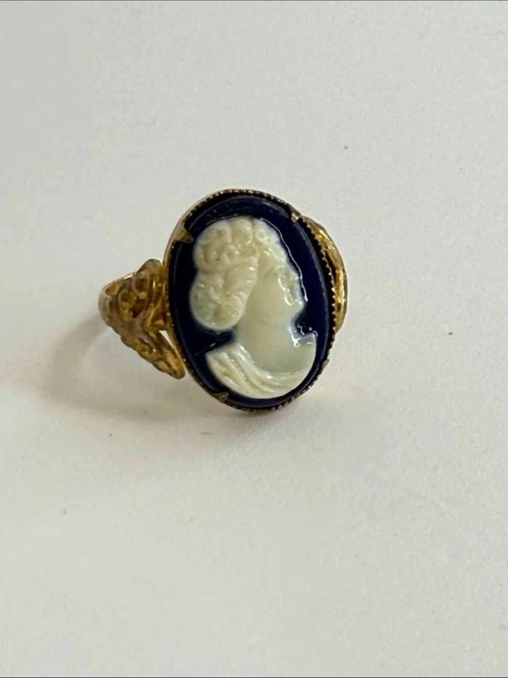 Vintage 1930s Czech Glass Cameo Ring White Czechoslovakia Art Deco